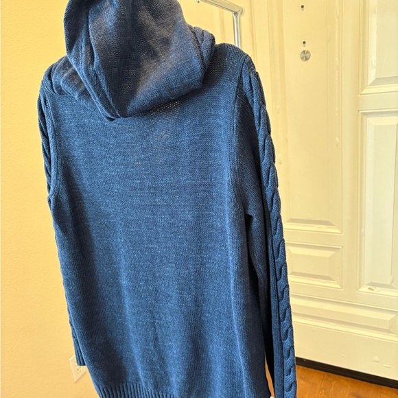 Tommy Bahama Blue V-Neck Sweater - Picture 2 of 4